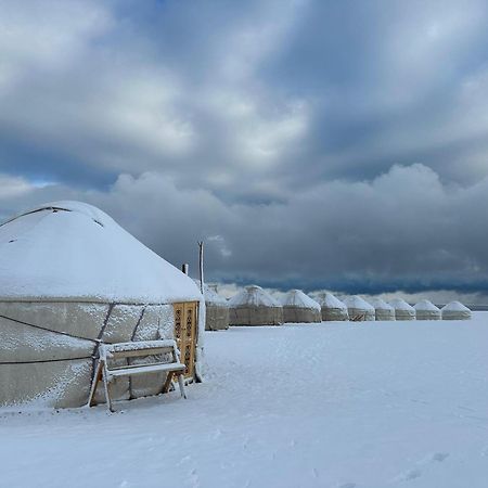 Yurt Camp Ali-Nur At Lake Song-Kol Юрточный Лагерь Али-Нур Озеро Сон-Куль Сон-Куль Кыргызстан Нарын Kyrgyzstan Naryn Zewnętrze zdjęcie