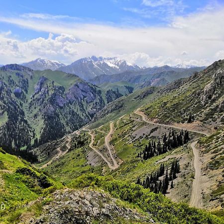 Yurt Camp Ali-Nur At Lake Song-Kol Юрточный Лагерь Али-Нур Озеро Сон-Куль Сон-Куль Кыргызстан Нарын Kyrgyzstan Naryn Zewnętrze zdjęcie