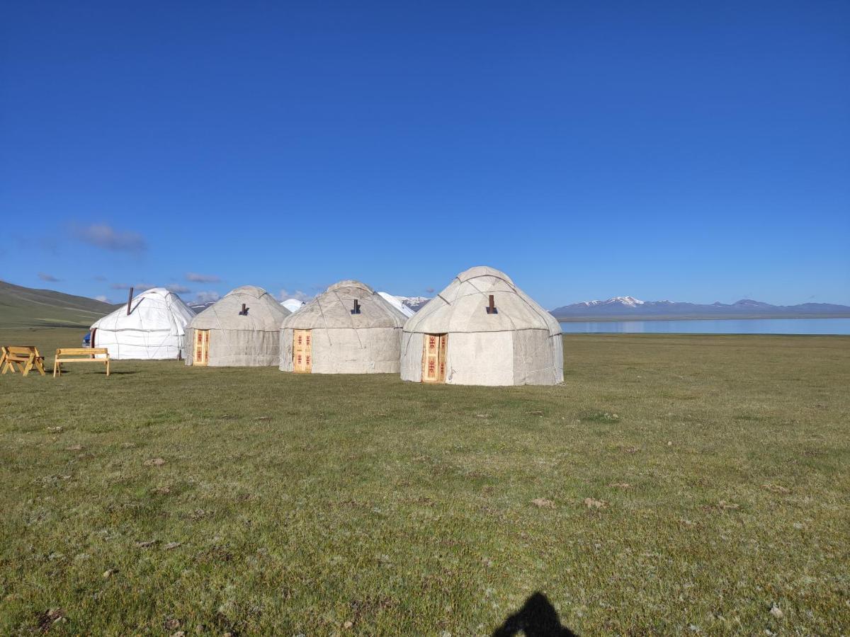Yurt Camp Ali-Nur At Lake Song-Kol Юрточный Лагерь Али-Нур Озеро Сон-Куль Сон-Куль Кыргызстан Нарын Kyrgyzstan Naryn Zewnętrze zdjęcie