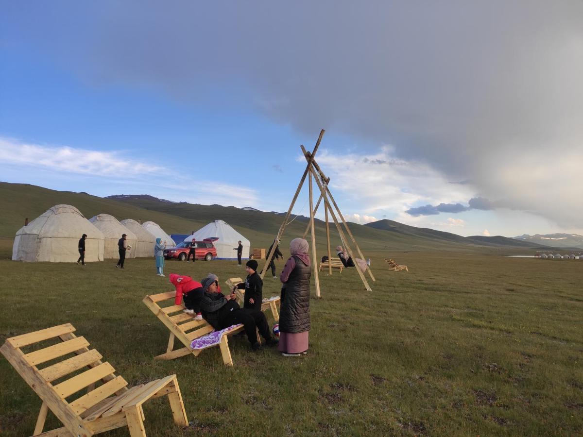 Yurt Camp Ali-Nur At Lake Song-Kol Юрточный Лагерь Али-Нур Озеро Сон-Куль Сон-Куль Кыргызстан Нарын Kyrgyzstan Naryn Zewnętrze zdjęcie