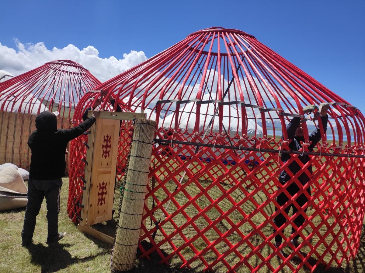 Yurt Camp Ali-Nur At Lake Song-Kol Юрточный Лагерь Али-Нур Озеро Сон-Куль Сон-Куль Кыргызстан Нарын Kyrgyzstan Naryn Zewnętrze zdjęcie