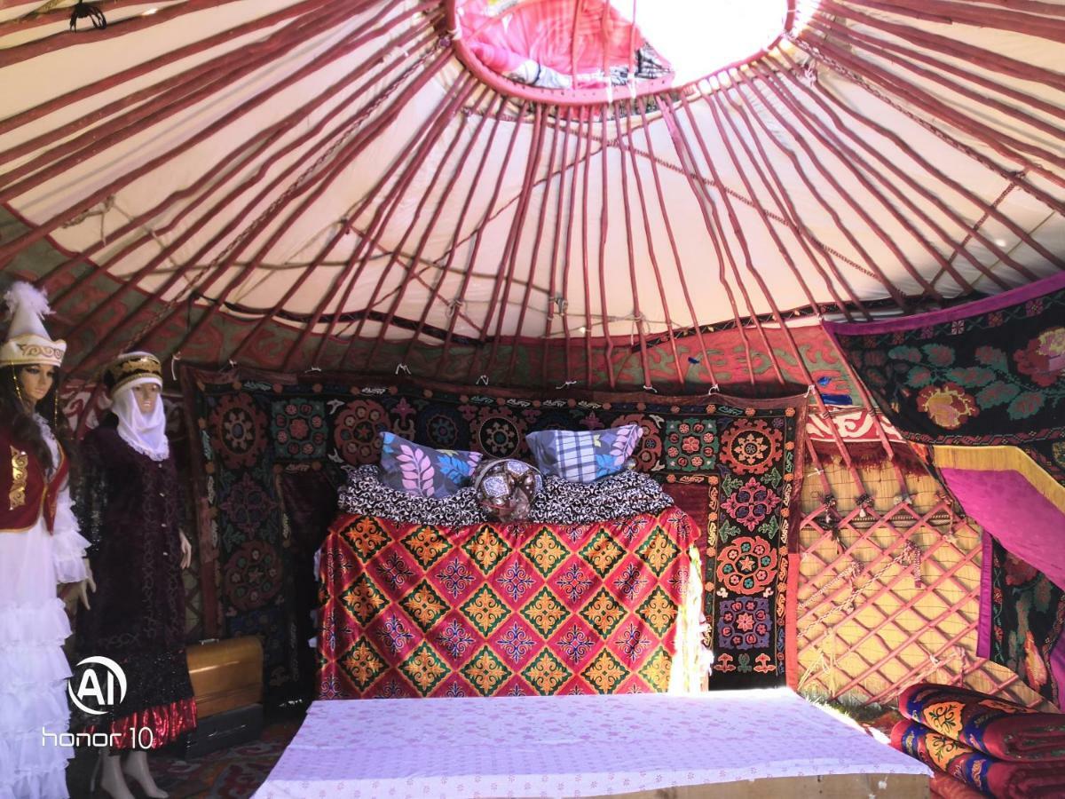 Yurt Camp Ali-Nur At Lake Song-Kol Юрточный Лагерь Али-Нур Озеро Сон-Куль Сон-Куль Кыргызстан Нарын Kyrgyzstan Naryn Zewnętrze zdjęcie