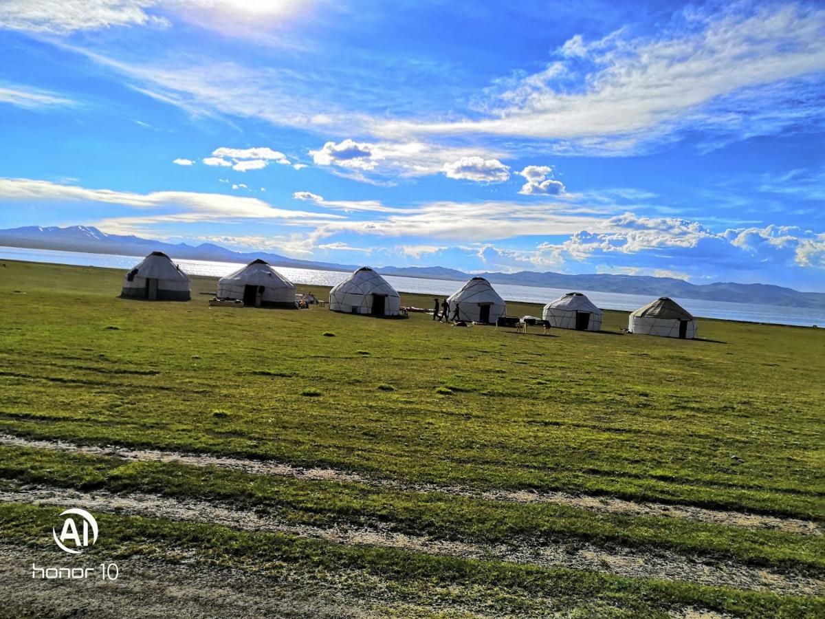 Yurt Camp Ali-Nur At Lake Song-Kol Юрточный Лагерь Али-Нур Озеро Сон-Куль Сон-Куль Кыргызстан Нарын Kyrgyzstan Naryn Zewnętrze zdjęcie