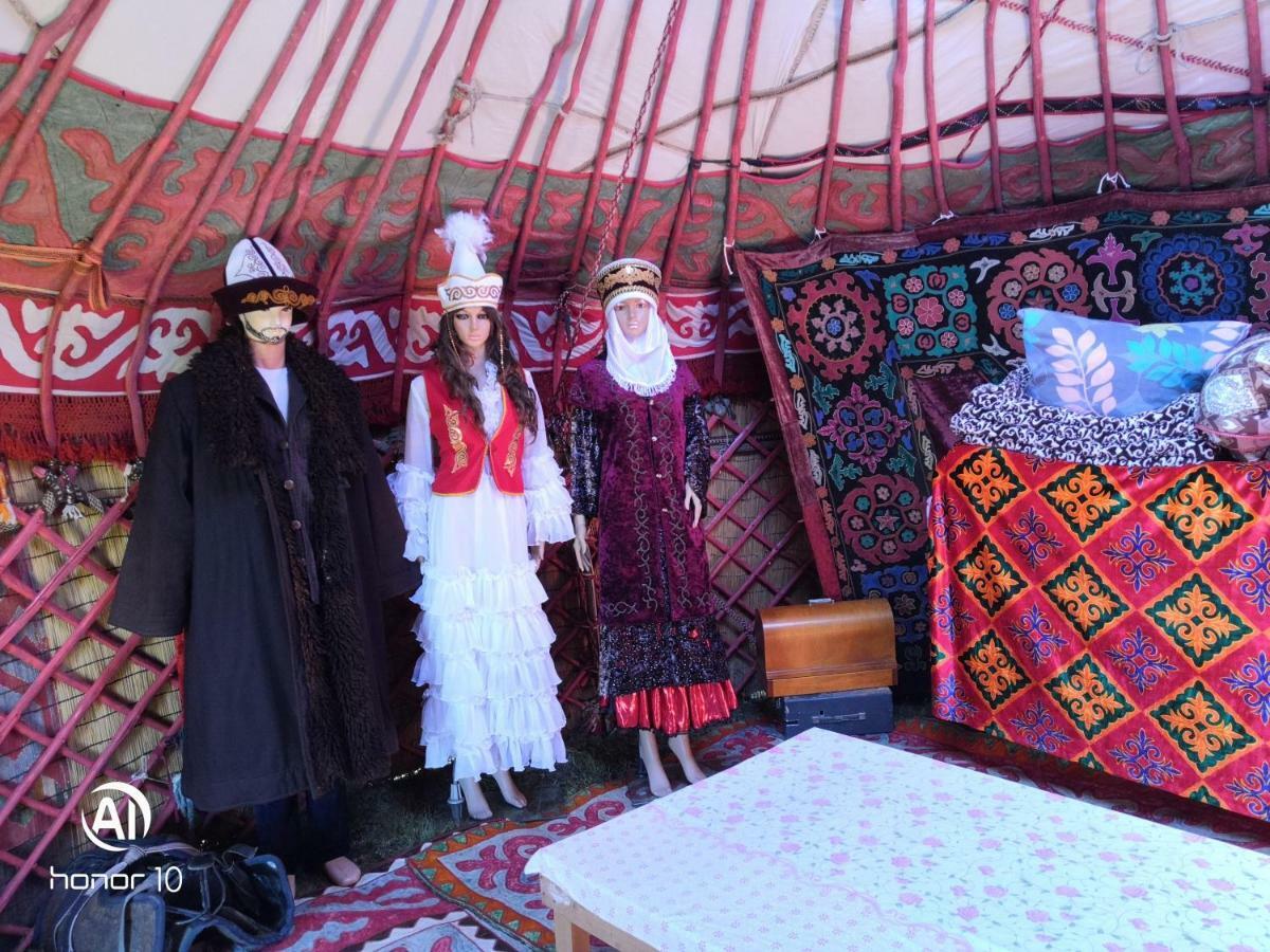 Yurt Camp Ali-Nur At Lake Song-Kol Юрточный Лагерь Али-Нур Озеро Сон-Куль Сон-Куль Кыргызстан Нарын Kyrgyzstan Naryn Zewnętrze zdjęcie