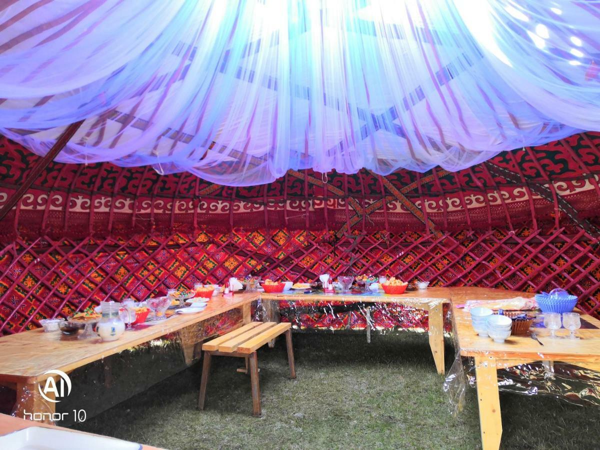 Yurt Camp Ali-Nur At Lake Song-Kol Юрточный Лагерь Али-Нур Озеро Сон-Куль Сон-Куль Кыргызстан Нарын Kyrgyzstan Naryn Zewnętrze zdjęcie